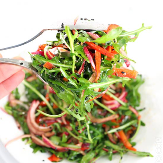 Arugula & Peppers Balsamic Salad