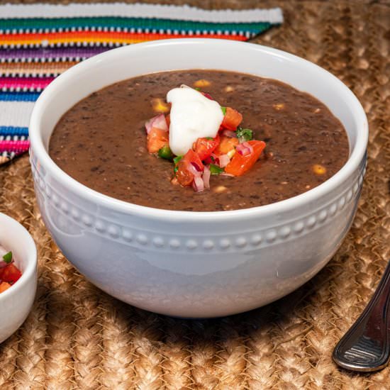 Easy Vegan Chipotle Black Bean Soup