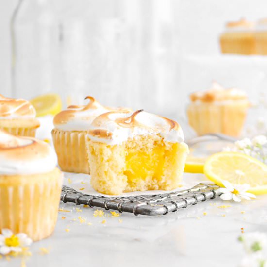 Lemon Meringue Cupcakes
