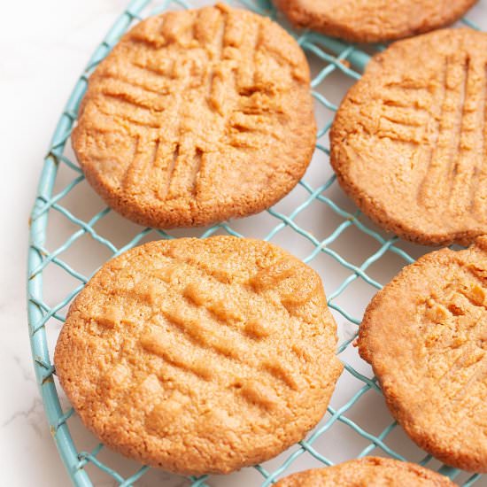 2 Ingredient Peanut Butter Cookies