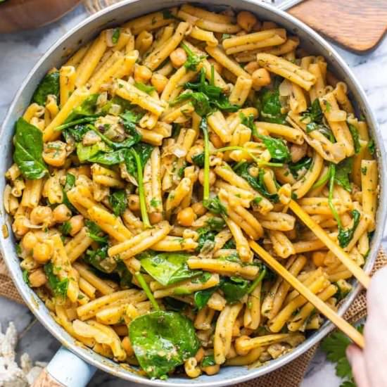 Za’atar Spiced Pasta With Chickpeas