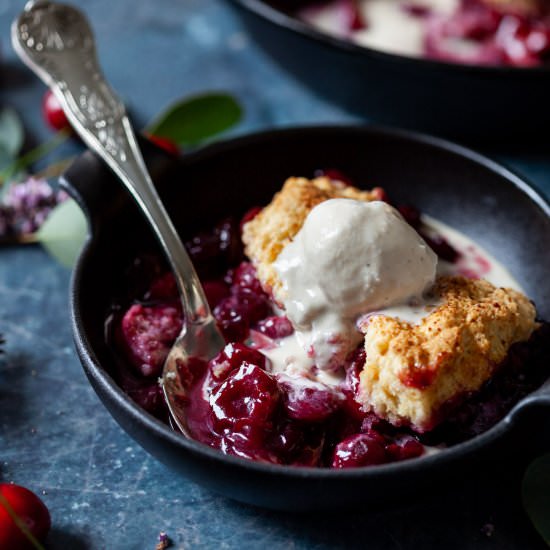 Easy Vegan Cherry Cobbler