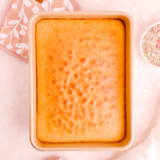 Easy Vanilla Sheet Cake