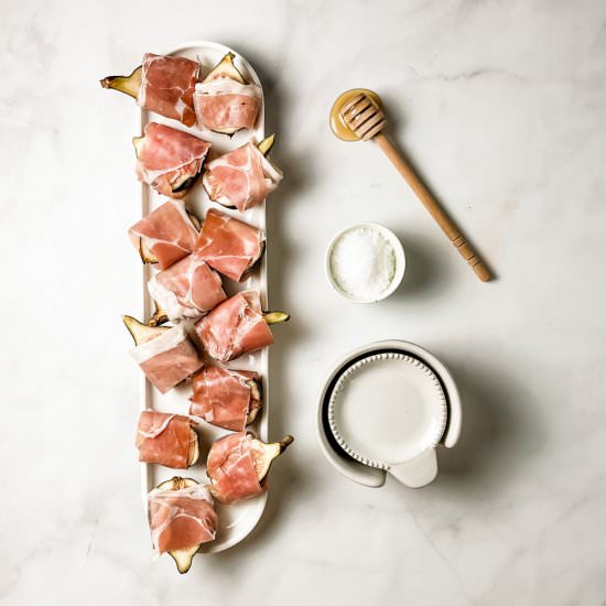 prosciutto wrapped figs