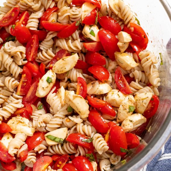 Caprese Pasta Salad