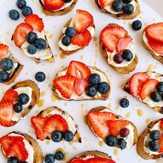 Berry Crostini with Whipped Feta