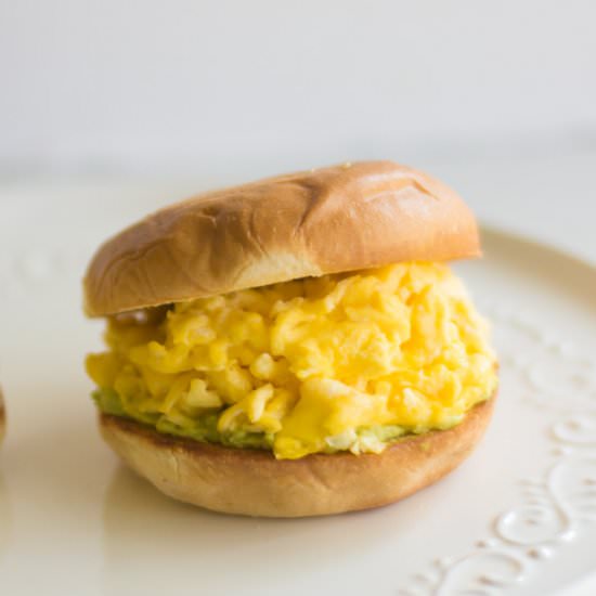 The best scrambled egg sandwich
