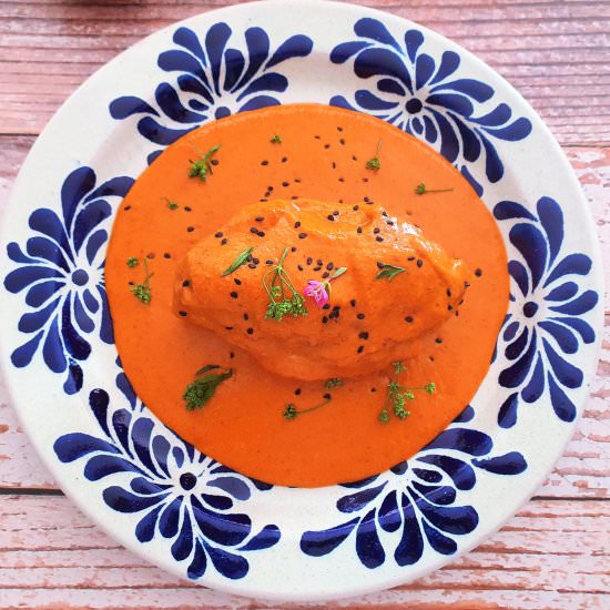 Chicken in Mexican red pipián