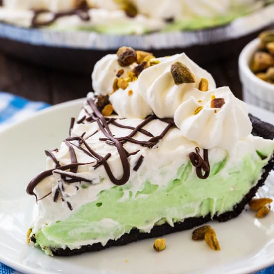 No-Bake Pistachio Pudding Pie