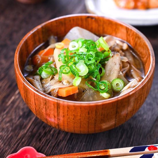 Kenchin Jiru (Japanese Veg Soup)