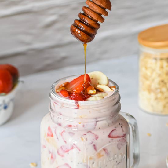 Strawberry Banana Overnight Oats