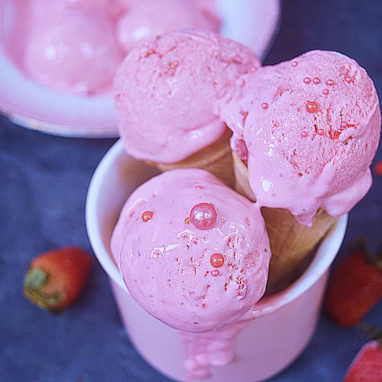No Churn Strawberry ice cream