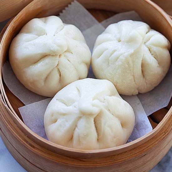 Steamed Chicken Buns