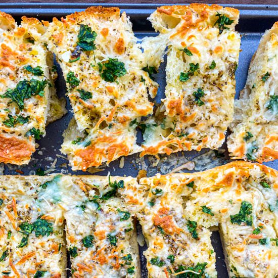 How to Make Garlic Bread
