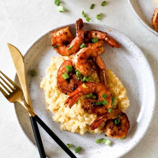Shrimp and Cheesy Cauliflower Grits