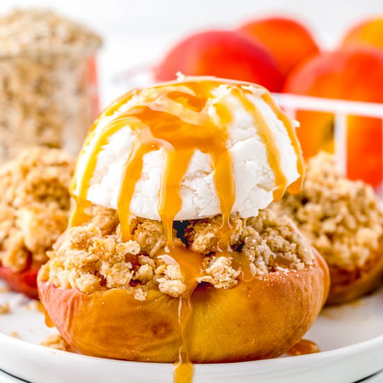 Baked Peaches with Oatmeal