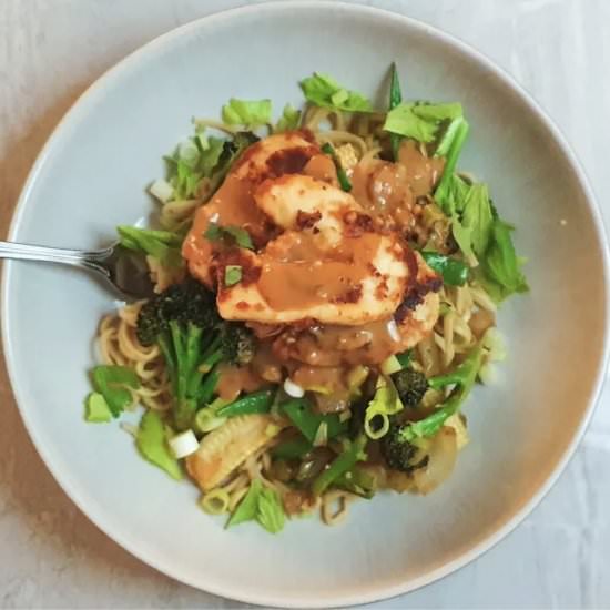 Satay Halloumi Stir Fry