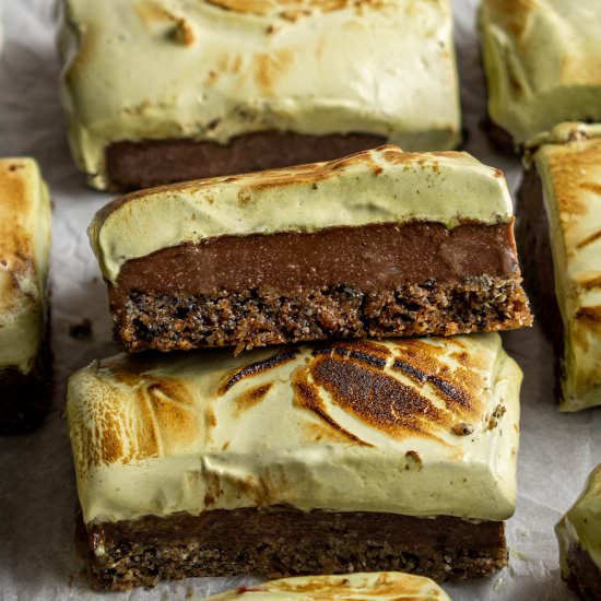 Matcha black sesame s’more bars