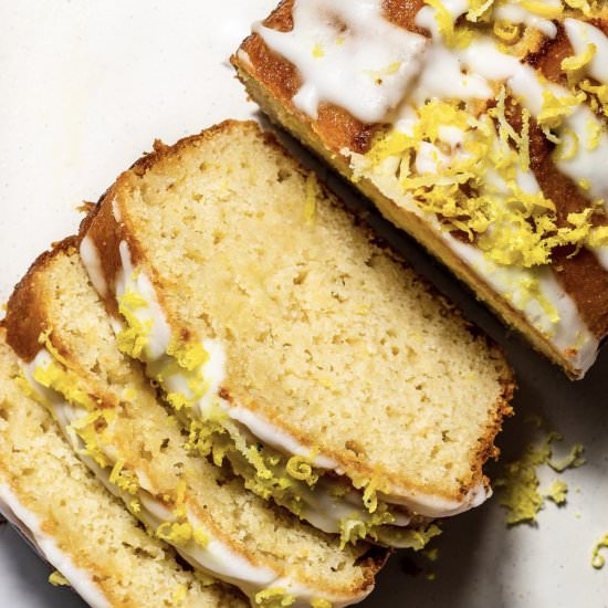 Gluten-free Lemon Drizzle Cake