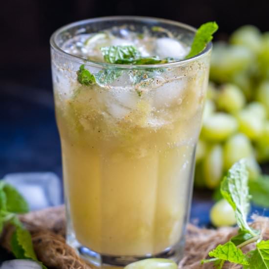 Grapes Mojito