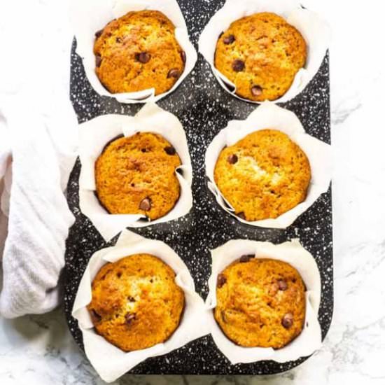 Banana chocolate chip muffins