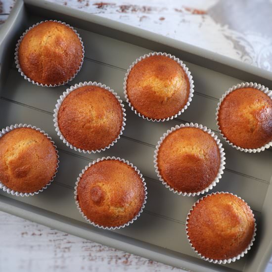 Yogurt muffins