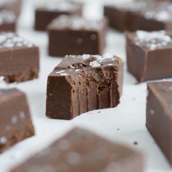 Quick and Easy Keto Fudge