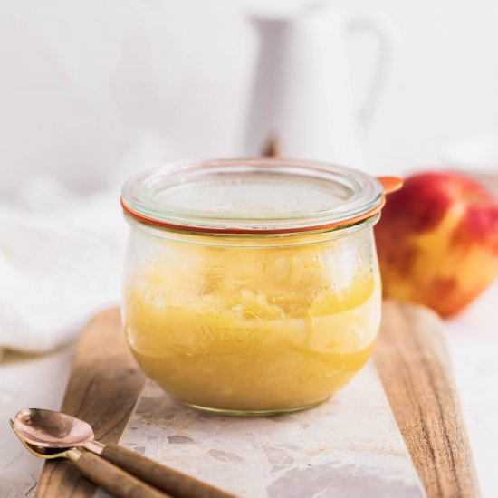Easy Homemade Applesauce