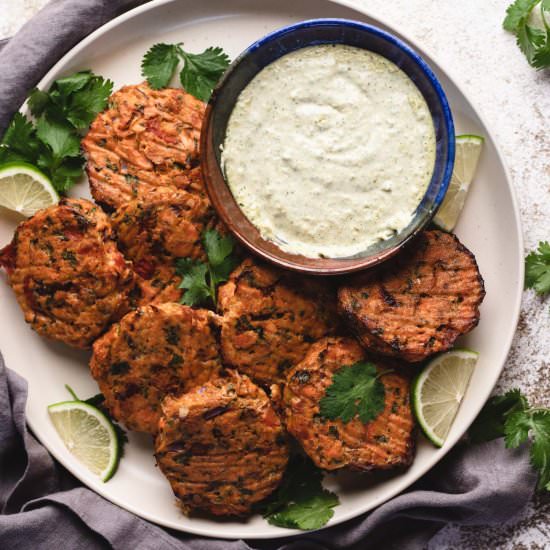 Whole30 Southwestern Salmon Cakes