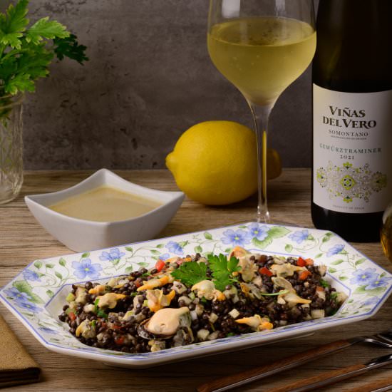 Caviar lentils & cockles salad