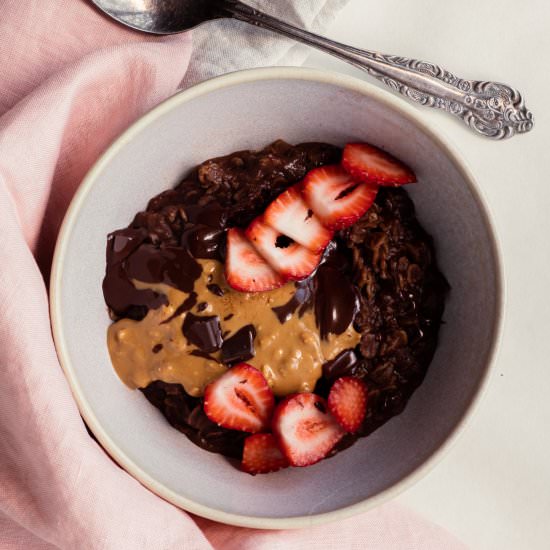Cardamom and Chocolate Porridge