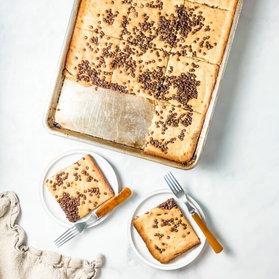 chocolate chip sheet pan pancakes