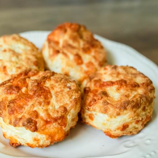 Buttermilk Cheese Biscuits