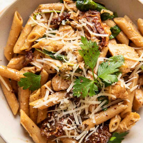 Sun Dried Tomato Chicken Pasta