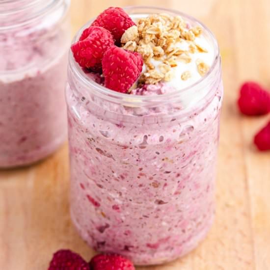 Raspberry Overnight Oats