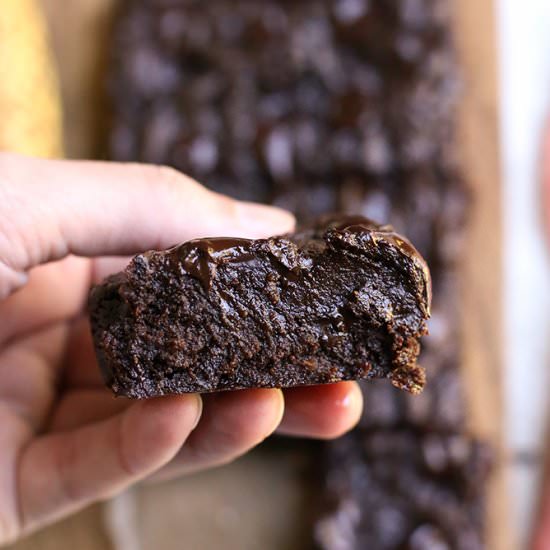 Paleo Vegan Banana Brownies