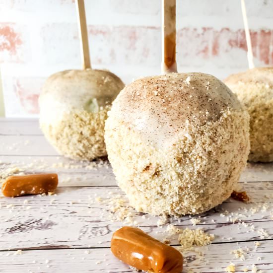 Apple Pie Caramel Apples