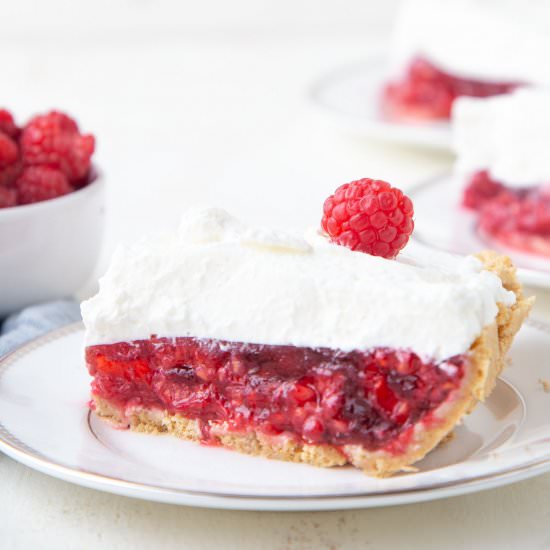 No-Bake Raspberry Pie