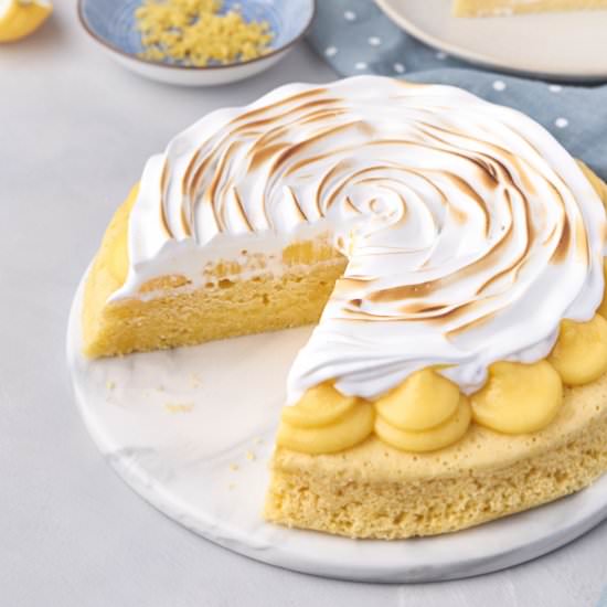 Lemon Meringue Cake