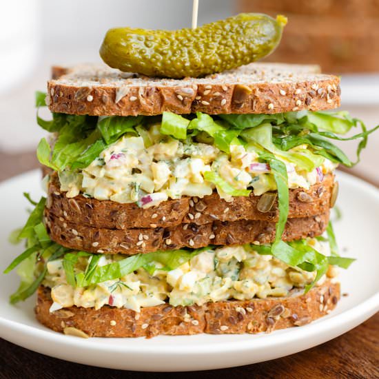 Chickpea Egg Salad Sandwich