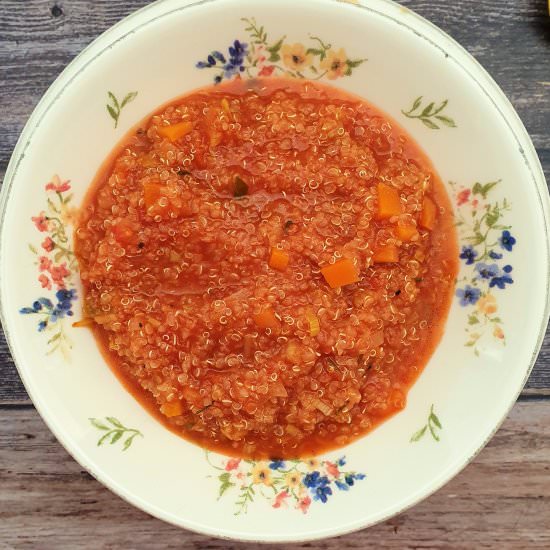 Quinoa soup with veggies and tomato