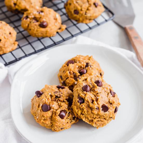 Vegan Pumpkin Chocolate Chip Cookie