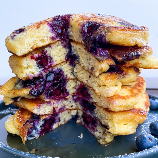 Fluffiest Blueberry Pancakes