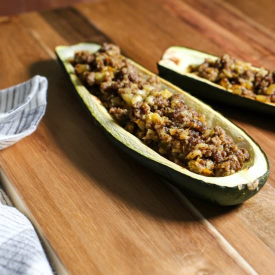 Whole30 Stuffed Zucchini