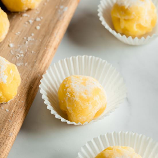 Mochi with Custard Filling