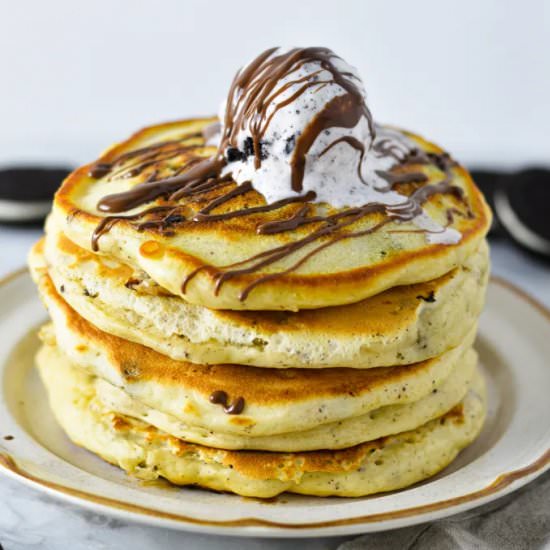 Cookies and Cream Pancakes