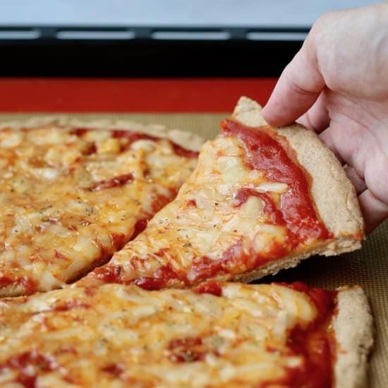 Whole Wheat No-Yeast Vegan Pizza