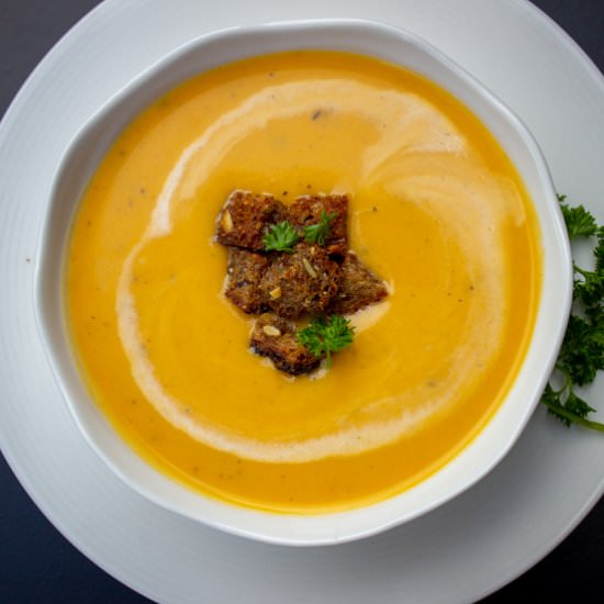 Easy Squash Apple Soup
