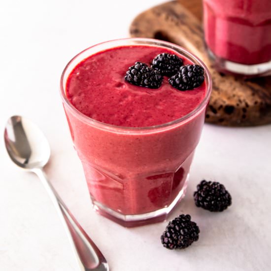 Healthy Blackberry Smoothie