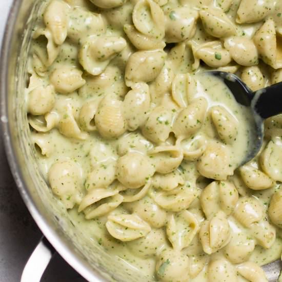 Arugula Pesto Mac and Cheese